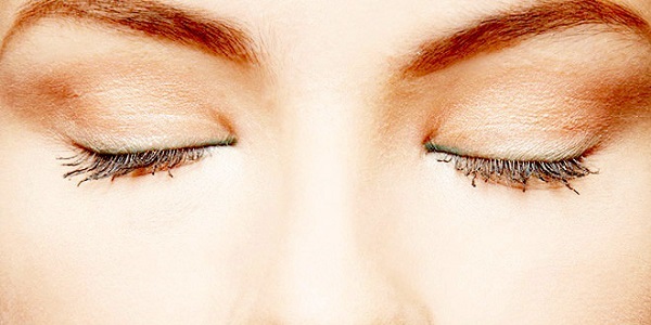 PETUA MENGHILANGKAN MATA SEMBAB.jpg