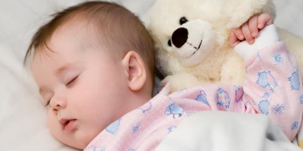 Hukum Cium Anak Semasa Tidur